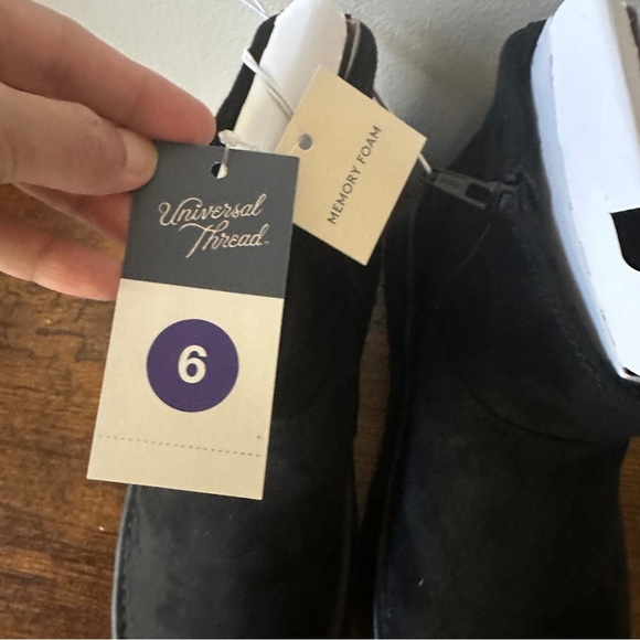 Universal Thread Black Winter & Rain Boots Memory foam - Picture 4 of 4